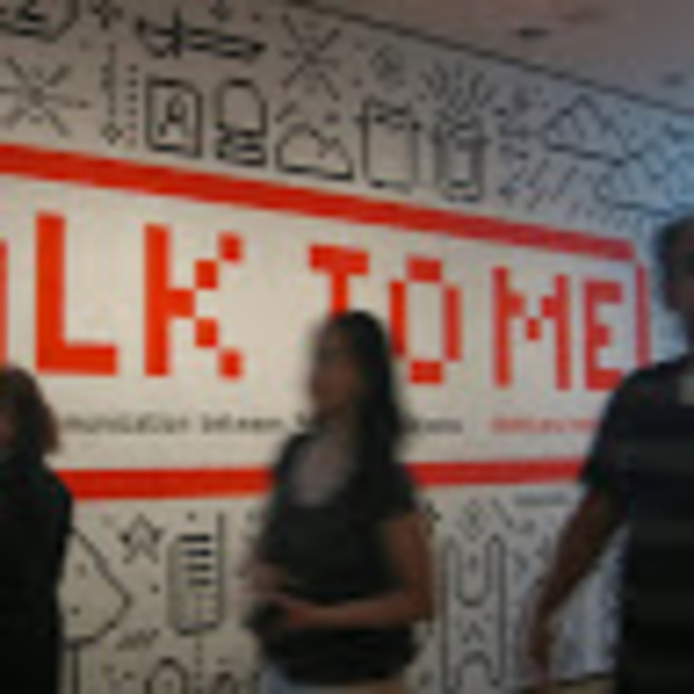 Meet your Posher, Maya